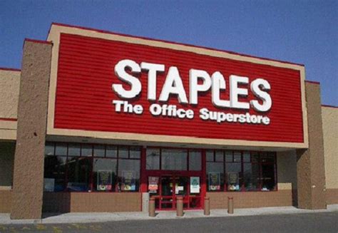 where is the nearest staples